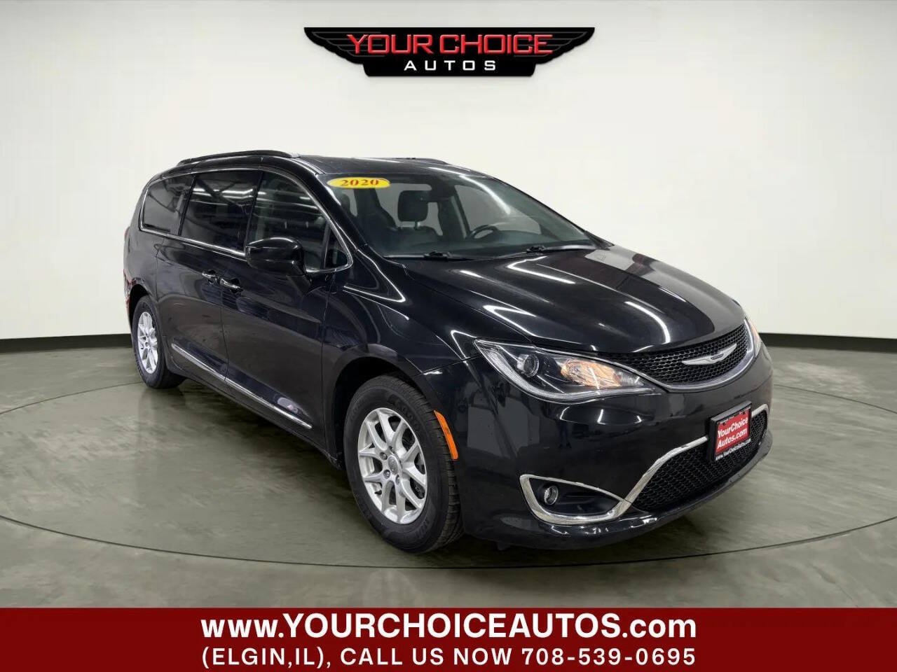 Used 2020 Chrysler Pacifica Touring-L FWD image 7