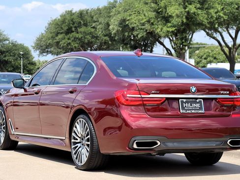 Used 2019 BMW 750i xDrive w/ Luxury Rear Seating Package image 10