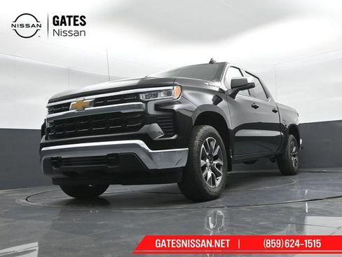 Used 2023 Chevrolet Silverado 1500 LT AWD/4WD image 41