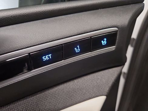 Used 2024 Hyundai Tucson Limited image 14