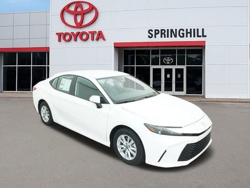 New 2026 Toyota Camry LE image 13