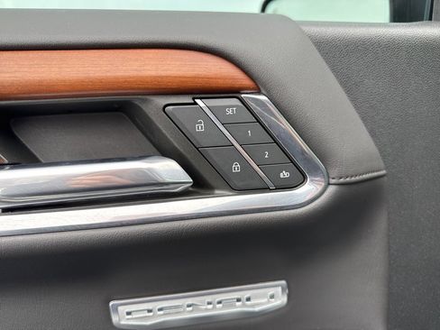 Used 2023 GMC Sierra 1500 Denali w/ Denali Reserve Package image 22