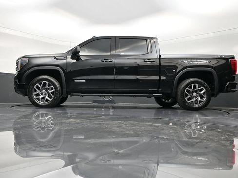 Used 2023 GMC Sierra 1500 Elevation RWD image 18
