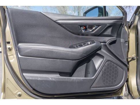 Used 2020 Subaru Outback Premium image 18