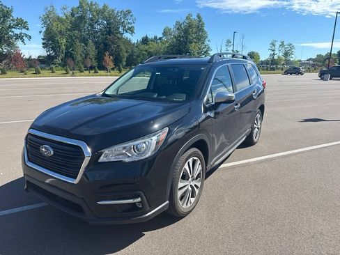 Used 2019 Subaru Ascent Touring w/ Popular Package #3 AWD/4WD image 1