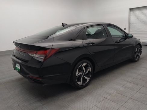 Used 2023 Hyundai Elantra SEL w/ Convenience Package FWD image 10