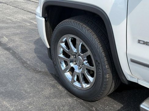 Used 2017 GMC Sierra 1500 Denali AWD/4WD image 13