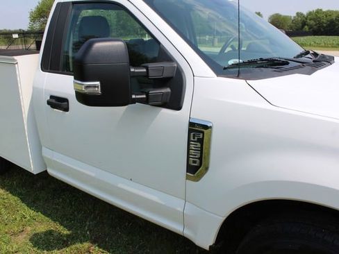 Used 2018 Ford F250 XL w/ Power Equipment Group image 14