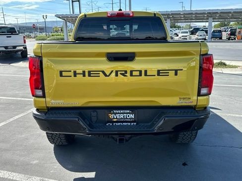 Used 2023 Chevrolet Colorado ZR2 w/ ZR2 Convenience Package III AWD/4WD image 9