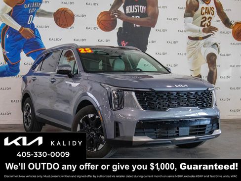 Used 2025 Kia Sorento S w/ Panoramic Sunroof Package FWD image 1