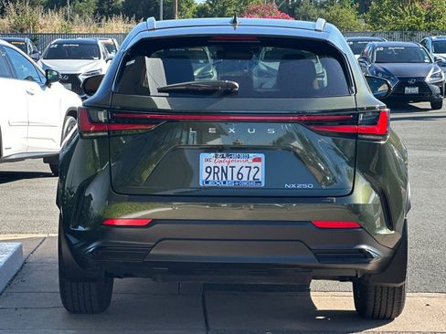 Used 2025 Lexus NX 250 FWD w/ Accessory Package (2T) image 5