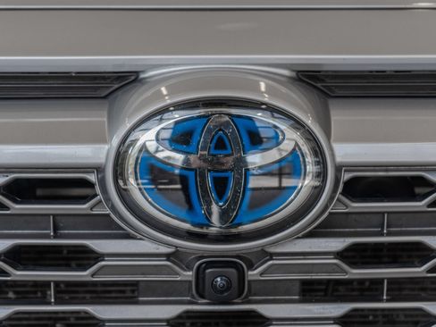 Used 2024 Toyota RAV4 Limited w/ Advanced Technology Package AWD/4WD image 5