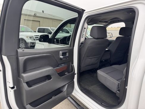 Used 2018 GMC Sierra 1500 SLE w/ SLE Value Package image 24