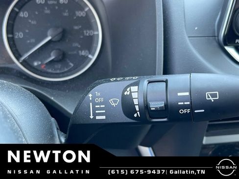 Used 2026 Nissan Rogue SV AWD/4WD image 13
