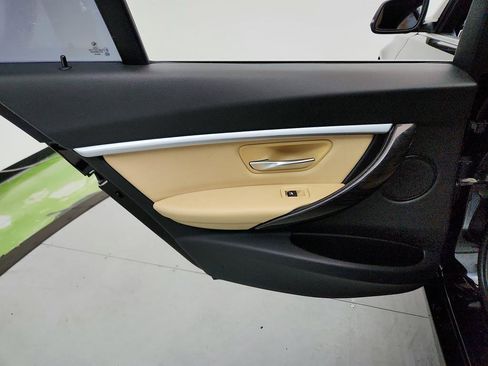 Used 2017 BMW 330i Sedan image 23