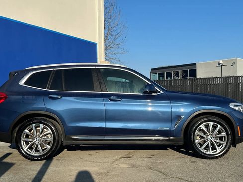 Used 2018 BMW X3 xDrive30i image 2