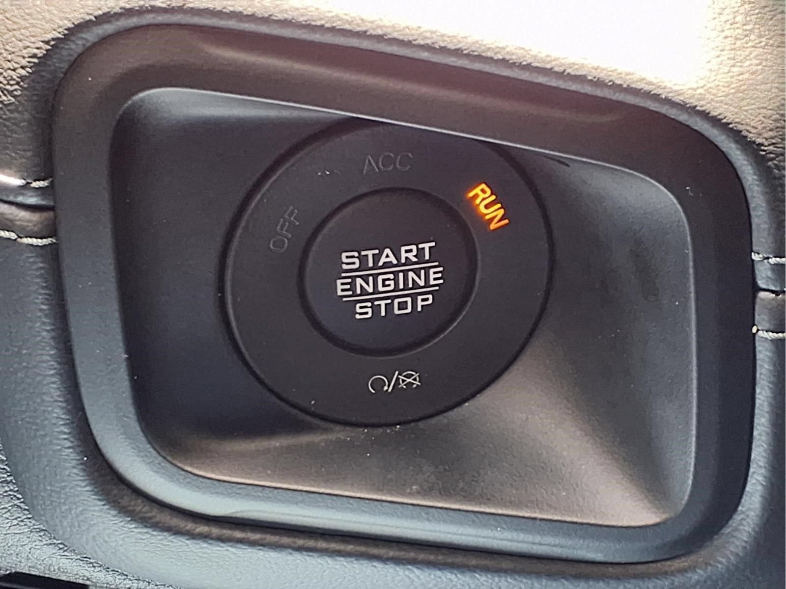 Used 2025 Jeep Gladiator Sport AWD/4WD image 20