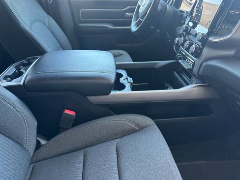 Used 2020 RAM 1500 Big Horn AWD/4WD image 15