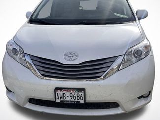 Used 2015 Toyota Sienna XLE Premium video 2