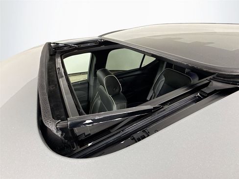 Used 2023 Chevrolet Traverse Premier w/ Redline Edition FWD image 24