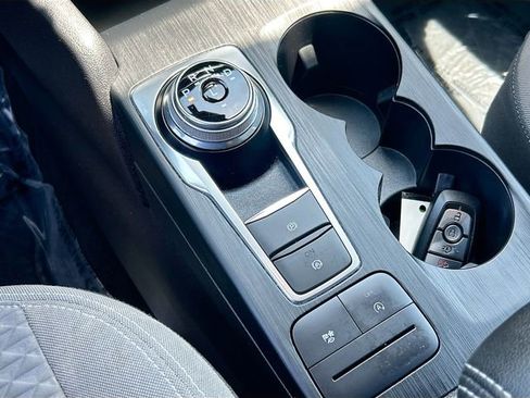 Used 2021 Ford Escape SE w/ Convenience Package FWD image 13