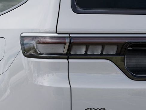 New 2026 Jeep Grand Wagoneer 4WD w/ Premium Group I image 9