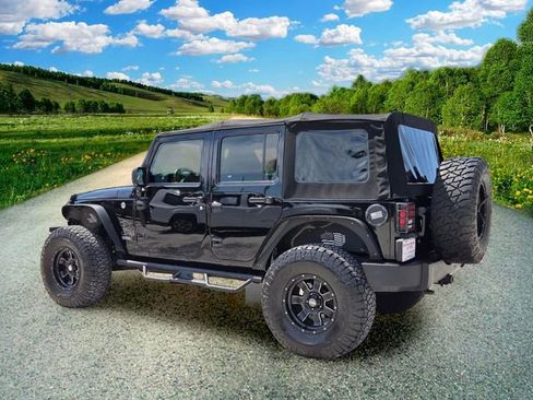 Used 2018 Jeep Wrangler Unlimited Sport S AWD/4WD image 4