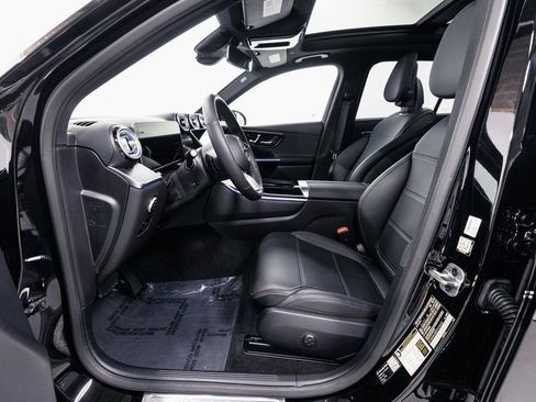 Certified 2026 Mercedes-Benz GLC 300 GLC 300 image 8