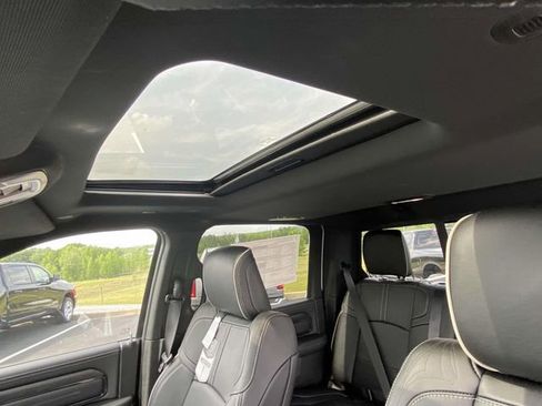 Used 2024 RAM 2500 Limited image 22