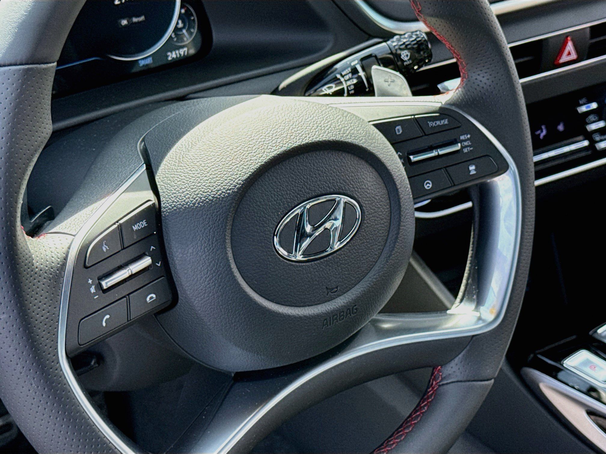 Used 2023 Hyundai Sonata SEL Plus FWD image 12