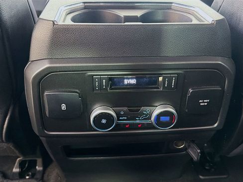 Used 2019 Ford Expedition Limited RWD image 41