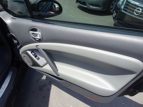 Used 2011 Mitsubishi Eclipse GS Sport image 15