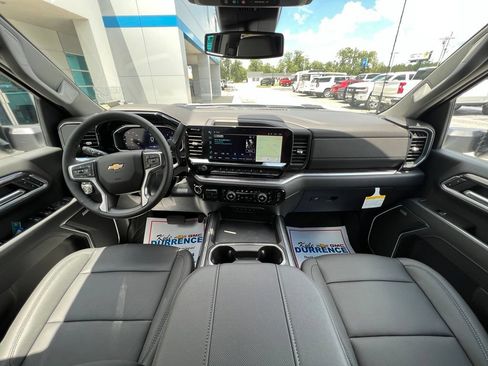 New 2026 Chevrolet Silverado 3500 LTZ w/ LTZ Plus Package AWD/4WD image 2