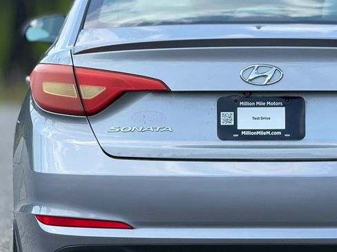 Used 2017 Hyundai Sonata SE FWD image 13