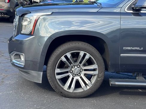 Used 2019 GMC Yukon XL Denali w/ Denali Ultimate Package AWD/4WD image 44