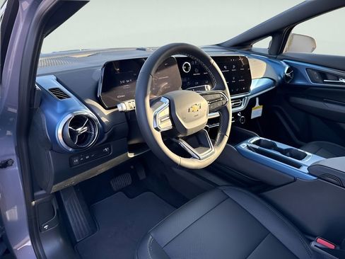 New 2026 Chevrolet Equinox EV LT image 19