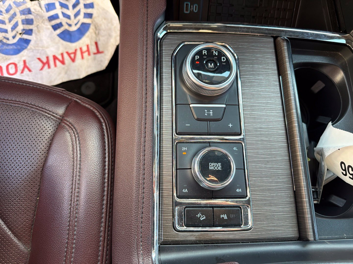 Used 2024 Ford Expedition Limited AWD/4WD image 8