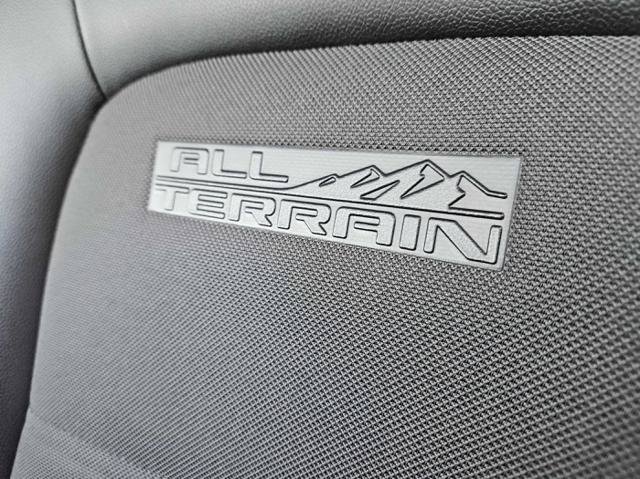 Used 2018 GMC Canyon All Terrain w/ All Terrain X Package AWD/4WD image 25