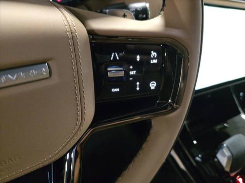 New 2026 Land Rover Range Rover Sport Dynamic SE AWD/4WD image 18