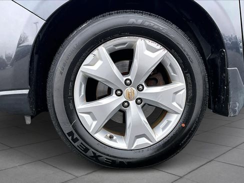 Used 2014 Subaru Forester 2.5i Limited image 11