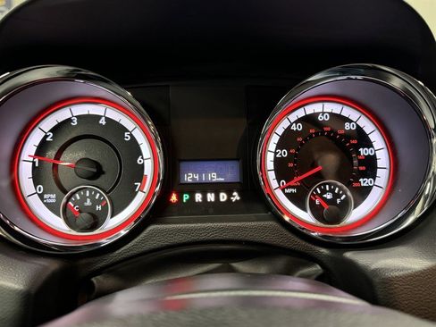 Used 2016 Dodge Grand Caravan American Value Package image 31