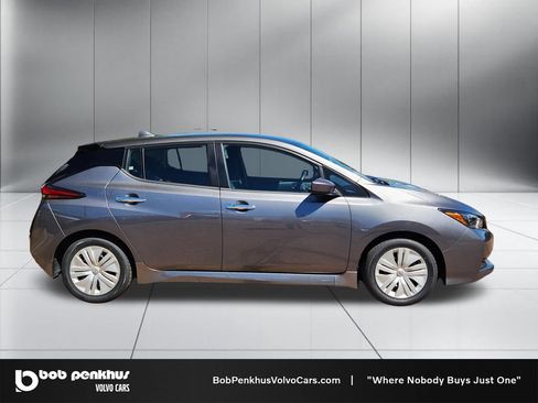 Used 2025 Nissan Leaf S FWD image 24