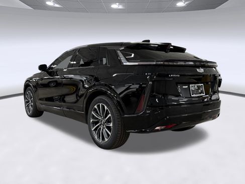 Certified 2024 Cadillac Lyriq Sport w/ LPO, Floor Liner Package AWD/4WD image 3