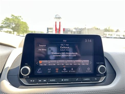 Certified 2023 Nissan Rogue SV w/ SV Premium Package image 20