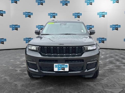 Certified 2023 Jeep Grand Cherokee L Limited w/ Black Appearance Package AWD/4WD image 9