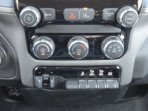New 2026 RAM 1500 Tradesman AWD/4WD image 16