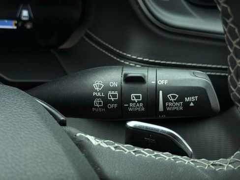Used 2023 Jeep Grand Cherokee Altitude AWD/4WD image 30