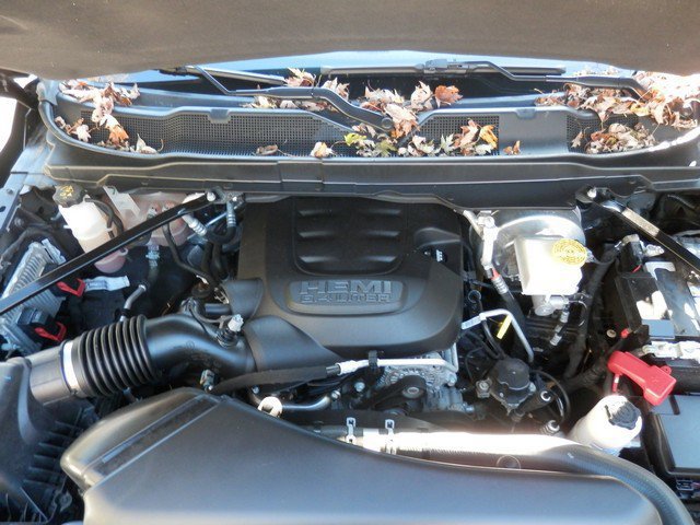 Used 2024 RAM 2500 Big Horn AWD/4WD image 37