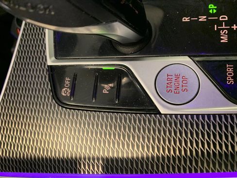 Used 2022 BMW X5 xDrive40i w/ M Sport Package image 55