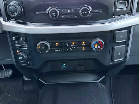 Used 2023 Ford F150 XLT w/ Trailer Tow Package image 27